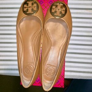Tory Burch Reva Flat